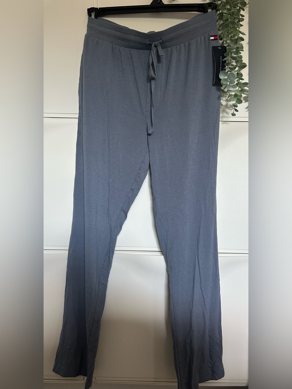 Tommy Hilfiger Men’s Slate Gray Drawstring Lounge Joggers